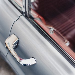 ヒンジ及びドアラッチ機構に関する強度試験 ヒンジ及びドアラッチ機構に関する強度試験